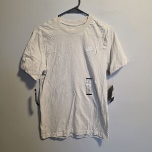 Nike Men's Classic White Tee